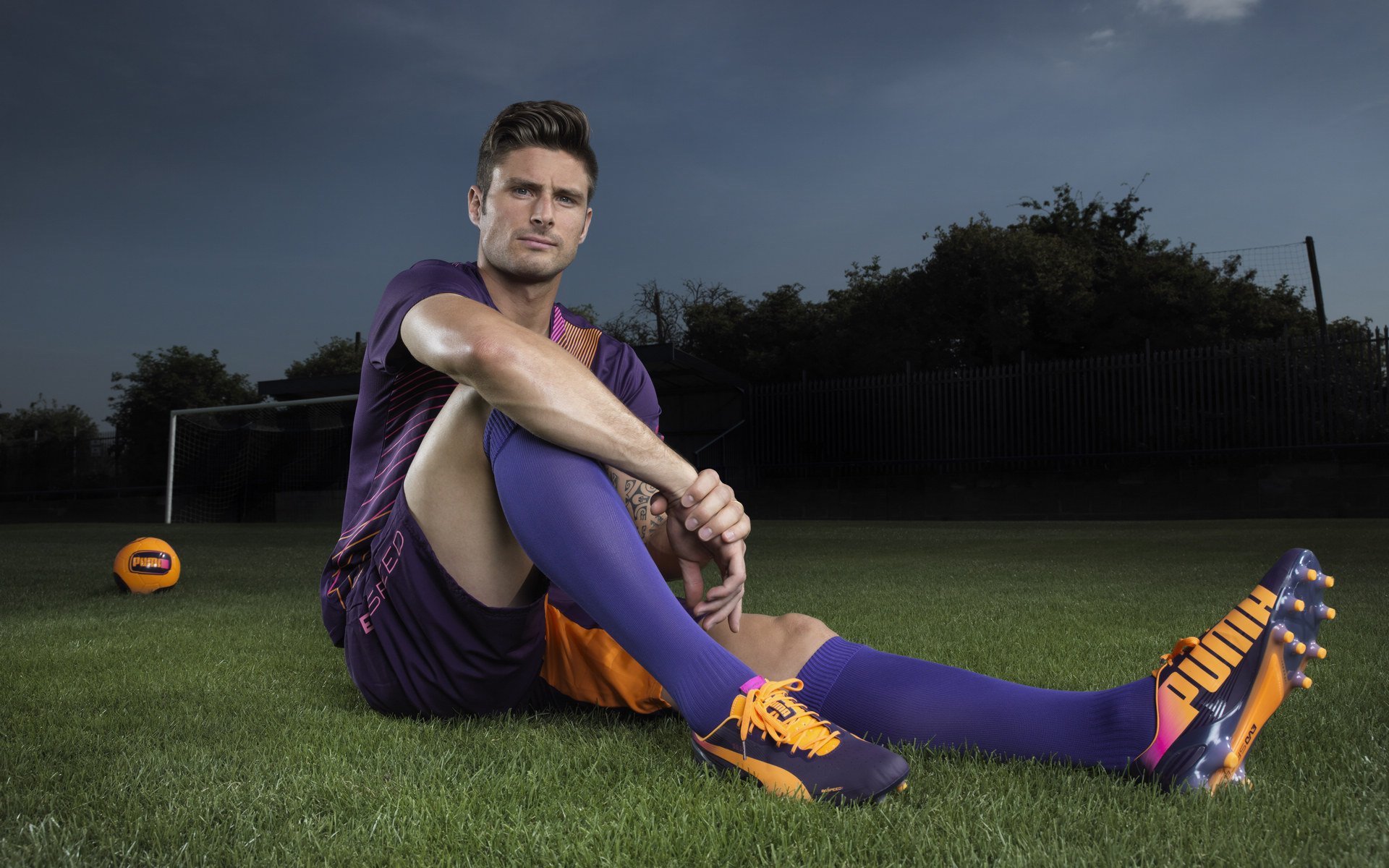 C罗称世界杯不是梦想梅西称夺世界杯感觉像孩子出生&无比伟大，c罗梅西 世界杯